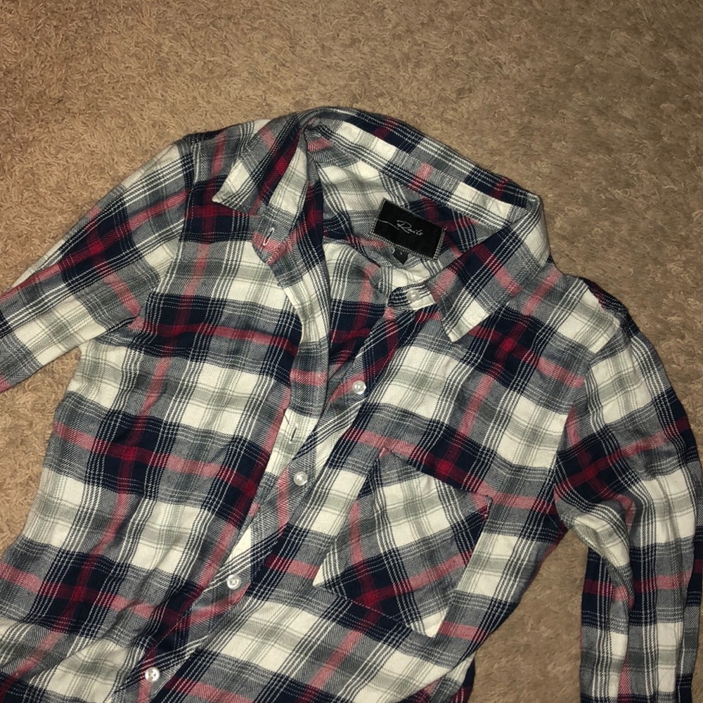 super cute women’s flannel from RAILS😎😍😇